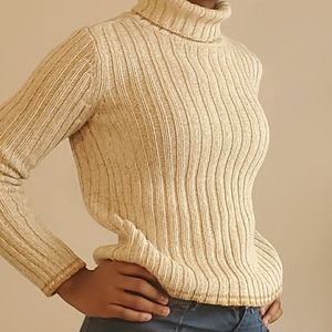 Vintage knitte beige turtle neck